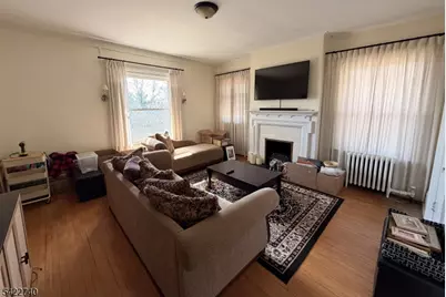 2 Prospect Ave #3, Montclair, NJ 07042 - Photo 2