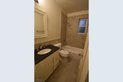 17 Mountainview Pl #1, Montclair, NJ 07042 - Photo 18