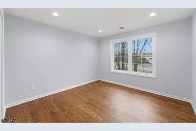 188 Edwards Rd, Parsippany, NJ 07054 - Photo 32