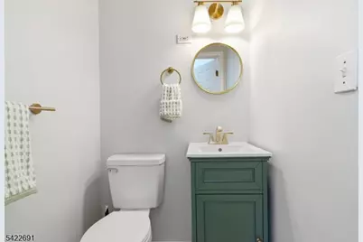 62 Forest Ave, Berkeley Heights Township, NJ 07922 - Photo 22