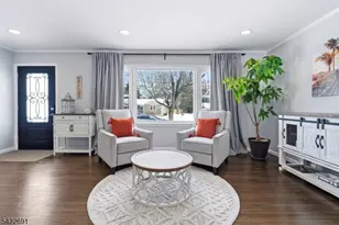 62 Forest Ave, Berkeley Heights Township, NJ 07922 - Photo 4