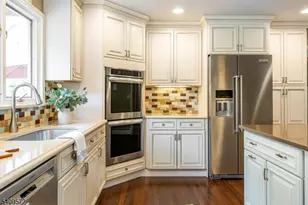 165 N Wyoming Ave, South Orange, NJ 07079 - Photo 16