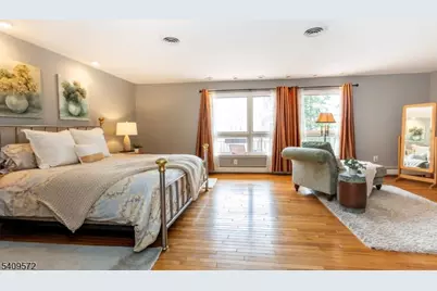 165 N Wyoming Ave, South Orange, NJ 07079 - Photo 20