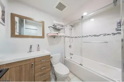 19C Heritage Dr, Chatham Township, NJ 07928 - Photo 10