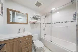 19C Heritage Dr, Chatham Township, NJ 07928 - Photo 10