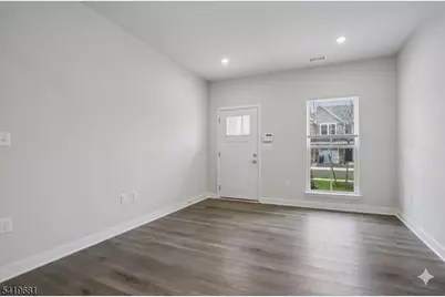 49 Owen Ct, Franklin Township, NJ 08873 - Photo 12