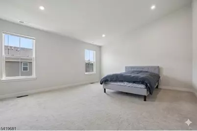 49 Owen Ct, Franklin Township, NJ 08873 - Photo 14