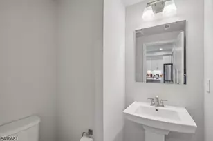 49 Owen Ct, Franklin Township, NJ 08873 - Photo 20