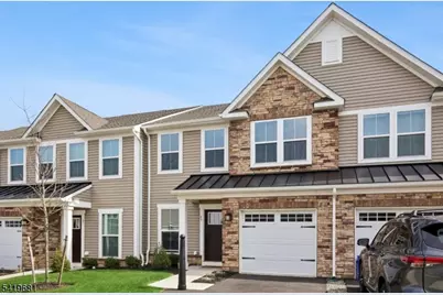 49 Owen Ct, Franklin Township, NJ 08873 - Photo 4