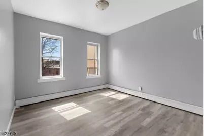 101 Burgess Pl #7, Passaic, NJ 07055 - Photo 12