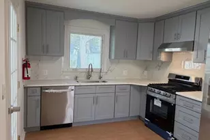 16 S Baums Ct, Livingston, NJ 07039 - Photo 4