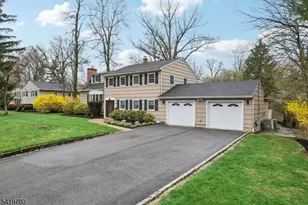 64 Hampton Dr, Berkeley Heights Township, NJ 07922 - Photo 30