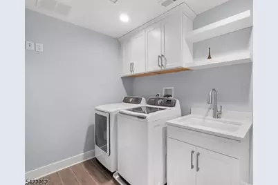 2141 Washington Valley Rd, Bridgewater, NJ 08836 - Photo 26