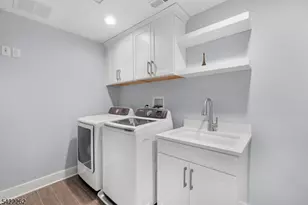 2141 Washington Valley Rd, Bridgewater, NJ 08836 - Photo 26