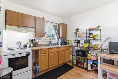 630 Florida Grove Rd, Perth Amboy, NJ 08861 - Photo 8