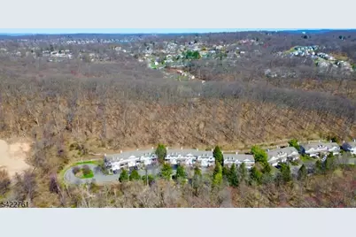 156 Brookside Ln, Mount Arlington, NJ 07856 - Photo 16