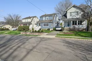 27 Otsego Rd, Verona, NJ 07044 - Photo 2