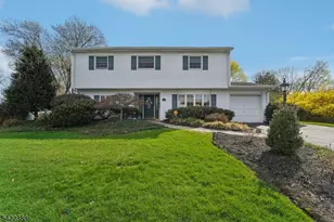 15 Ella Ln, Wayne, NJ 07470 - Photo 1