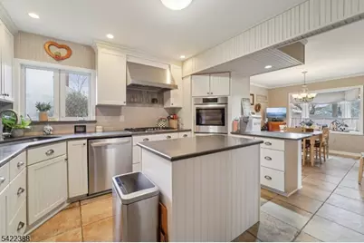 15 Ella Ln, Wayne, NJ 07470 - Photo 12