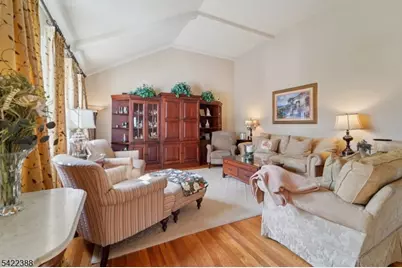 15 Ella Ln, Wayne, NJ 07470 - Photo 6