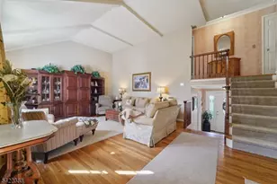 15 Ella Ln, Wayne, NJ 07470 - Photo 8