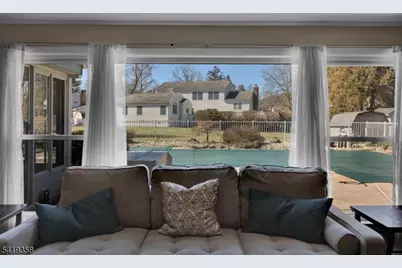 705 Schoolhouse Ln, Bound Brook, NJ 08805 - Photo 20