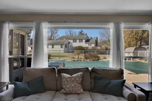 705 Schoolhouse Ln, Bound Brook, NJ 08805 - Photo 20