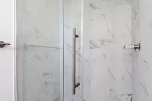 139 Berkeley Cir, Bernards Township, NJ 07920 - Photo 18