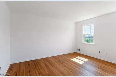 139 Berkeley Cir, Bernards Township, NJ 07920 - Photo 26