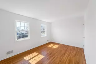 139 Berkeley Cir, Bernards Township, NJ 07920 - Photo 12