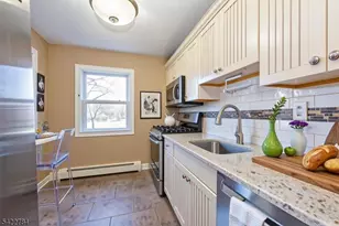 25 Hinchman Ave, Wayne, NJ 07470 - Photo 4