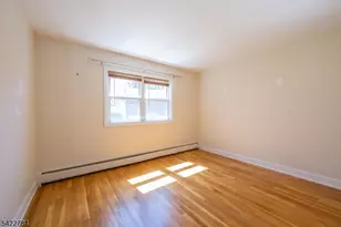 25 Hinchman Ave, Wayne, NJ 07470 - Photo 14