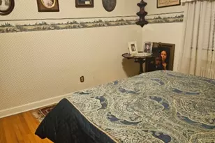 305 E 40th St, Paterson, NJ 07504 - Photo 10