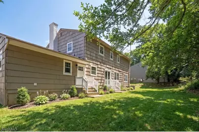 10 Robert Ct, Verona, NJ 07044 - Photo 20