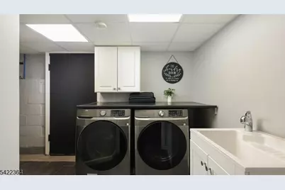 382 Huntington Rd, Union Township, NJ 07083 - Photo 30