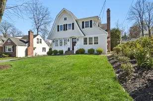 42 Locust Dr, Summit, NJ 07901 - Photo 2