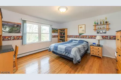 17 Longfellow Dr, Roxbury Township, NJ 07876 - Photo 34