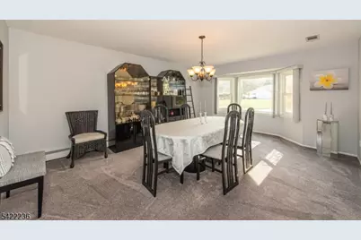 17 Longfellow Dr, Roxbury Township, NJ 07876 - Photo 14