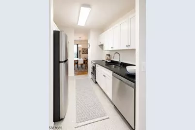 7855 Boulevard East #11F, North Bergen Twp., NJ 07047 - Photo 8