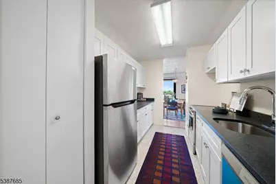 7855 Boulevard East #11F, North Bergen Twp., NJ 07047 - Photo 20