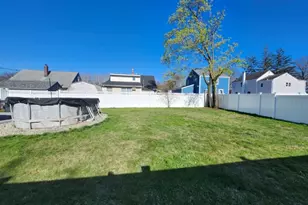 116 Riverdale Rd, Pompton Lakes, NJ 07442 - Photo 2