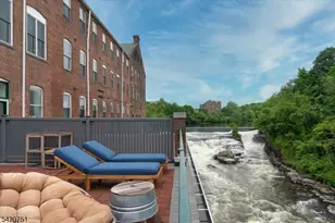 240 Main St Unit, Little Falls Township, NJ 07424 - Photo 18