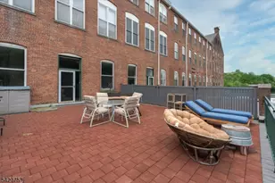 240 Main St Unit, Little Falls Township, NJ 07424 - Photo 16