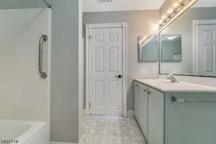 409 Hunt Dr, Holland Township, NJ 08848 - Photo 22