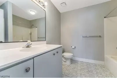 409 Hunt Dr, Holland Township, NJ 08848 - Photo 20