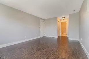 409 Hunt Dr, Holland Township, NJ 08848 - Photo 18