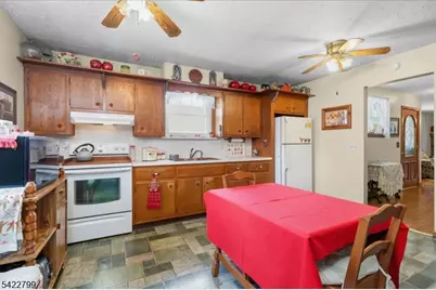 720 County Rd 519, Wantage, NJ 07461 - Photo 20