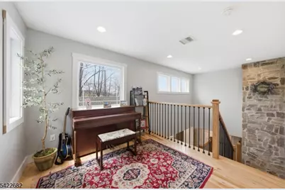 23 Edgemere Ave, Mount Arlington, NJ 07856 - Photo 20