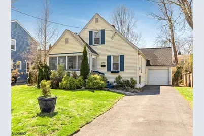 21 Mohawk Drive, Cranford Township, NJ 07016 - Photo 2