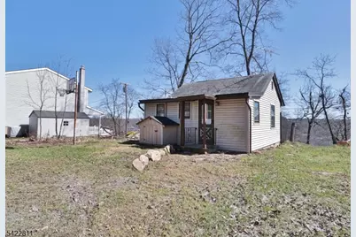 63 Iowa Ave, Jefferson Township, NJ 07849 - Photo 18